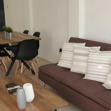 Central Gem - 10 Min Walk To The Sea, Harbor And Mall *